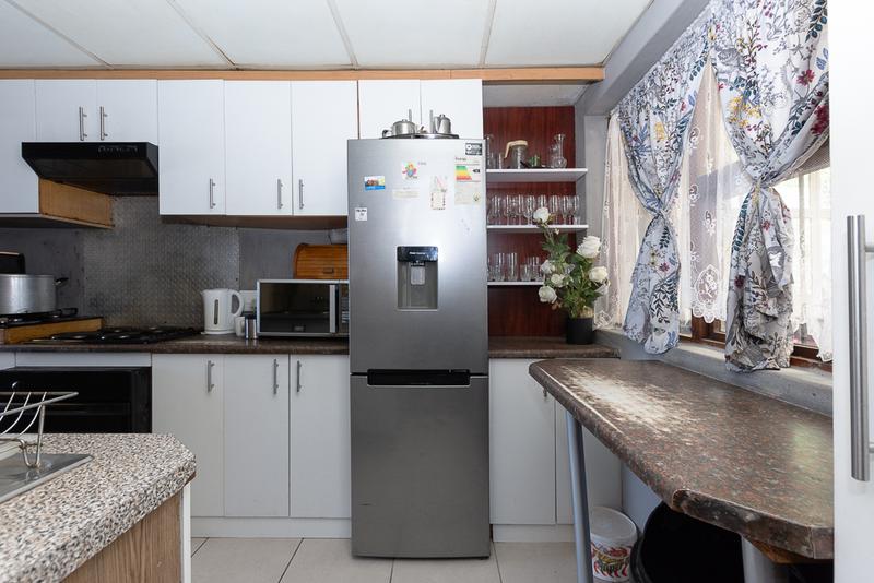 2 Bedroom Property for Sale in Portlands Western Cape